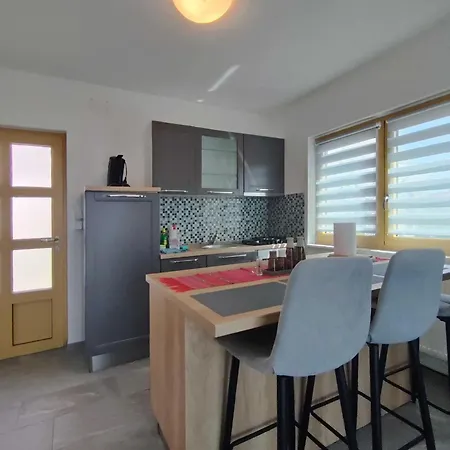 아파트 Lovely Sea View Krk - Comfort One Bedroom With Sea View *